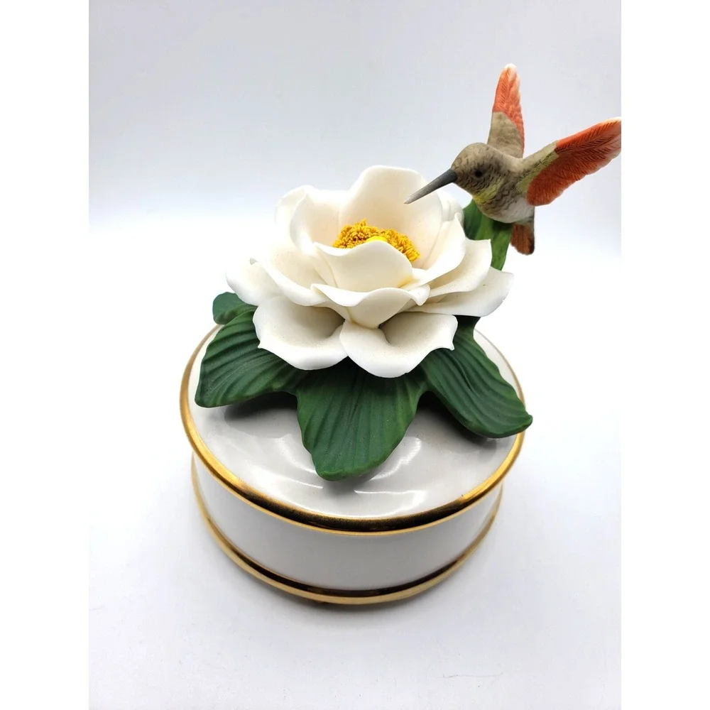 Vintage Porcelain Hummingbird & Gardenia Music Box Teleflora BLUE DANUBE WALTZ